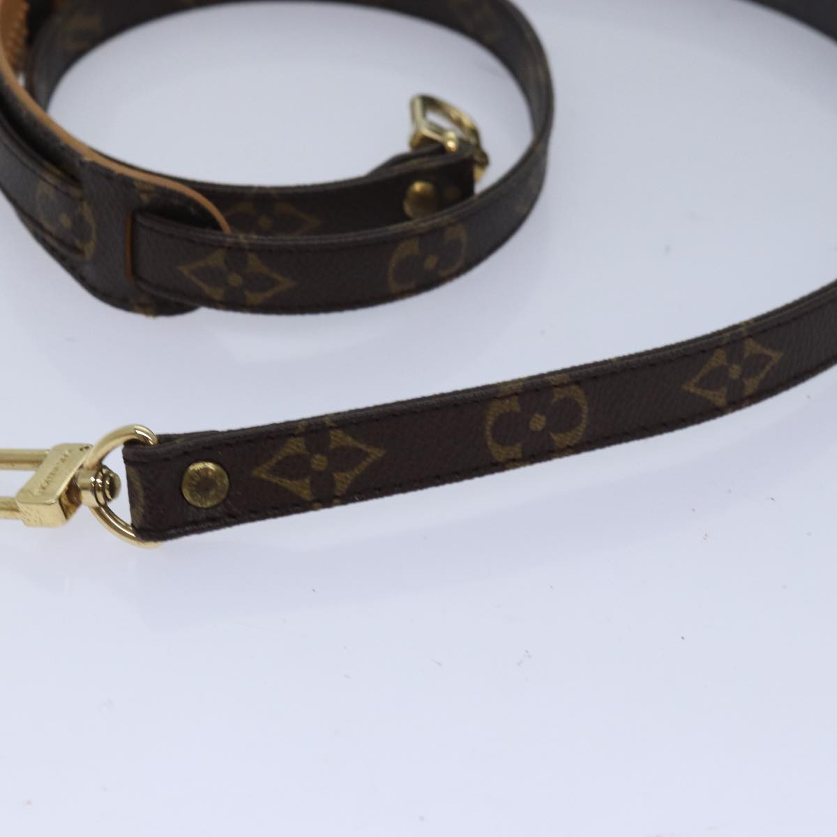 LOUIS VUITTON Monogram Shoulder Strap 43.3" LV Auth 82235