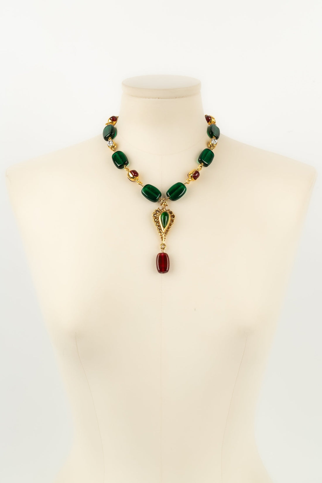 Collier byzantin Chanel