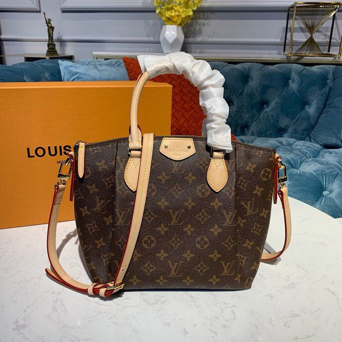 LV Turtlmne PM Monogram Canvas For Womtlm, Womtlm’s Handbags, Shoulder Bags 11.8in/30cm LV M48813