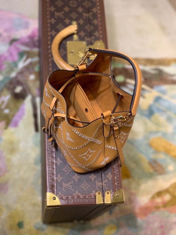 LV NeoNoe MM Bucket Bag Monogram Empreinte Arizona Brown For Womtlm, Womtlm’s Handbags, Shoulder Bags 10.2in/26cm LV M46029