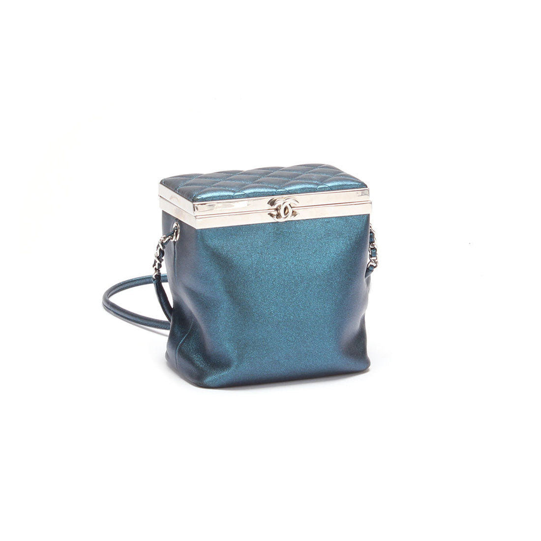 Chanel CC Leather Chain Vanity Bag Leather Crossbody Bag in Excellent condition