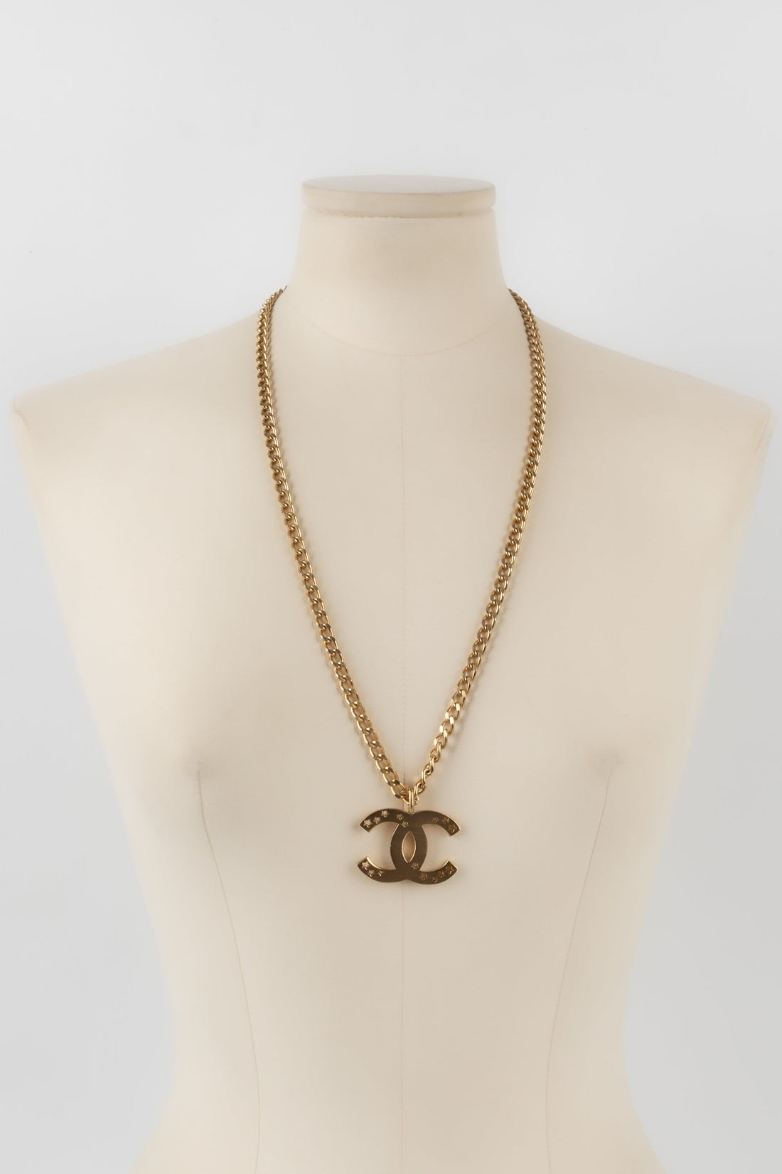 Collier cc Chanel Printemps 2004