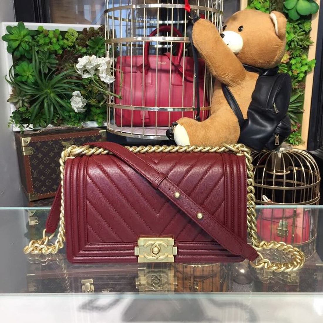 CHL Boy Handbag Gold Toned Hardware Burgundy For WomTLM, WomTLM&#8217;s Bags, Shoulder And Crossbody Bags 9.8in/25cm A67086