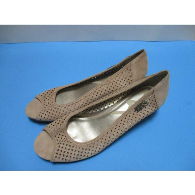 Anne Klein Beige Tan Suede Sport Cadwyn Peep Toe Wedge Pumps Size Us