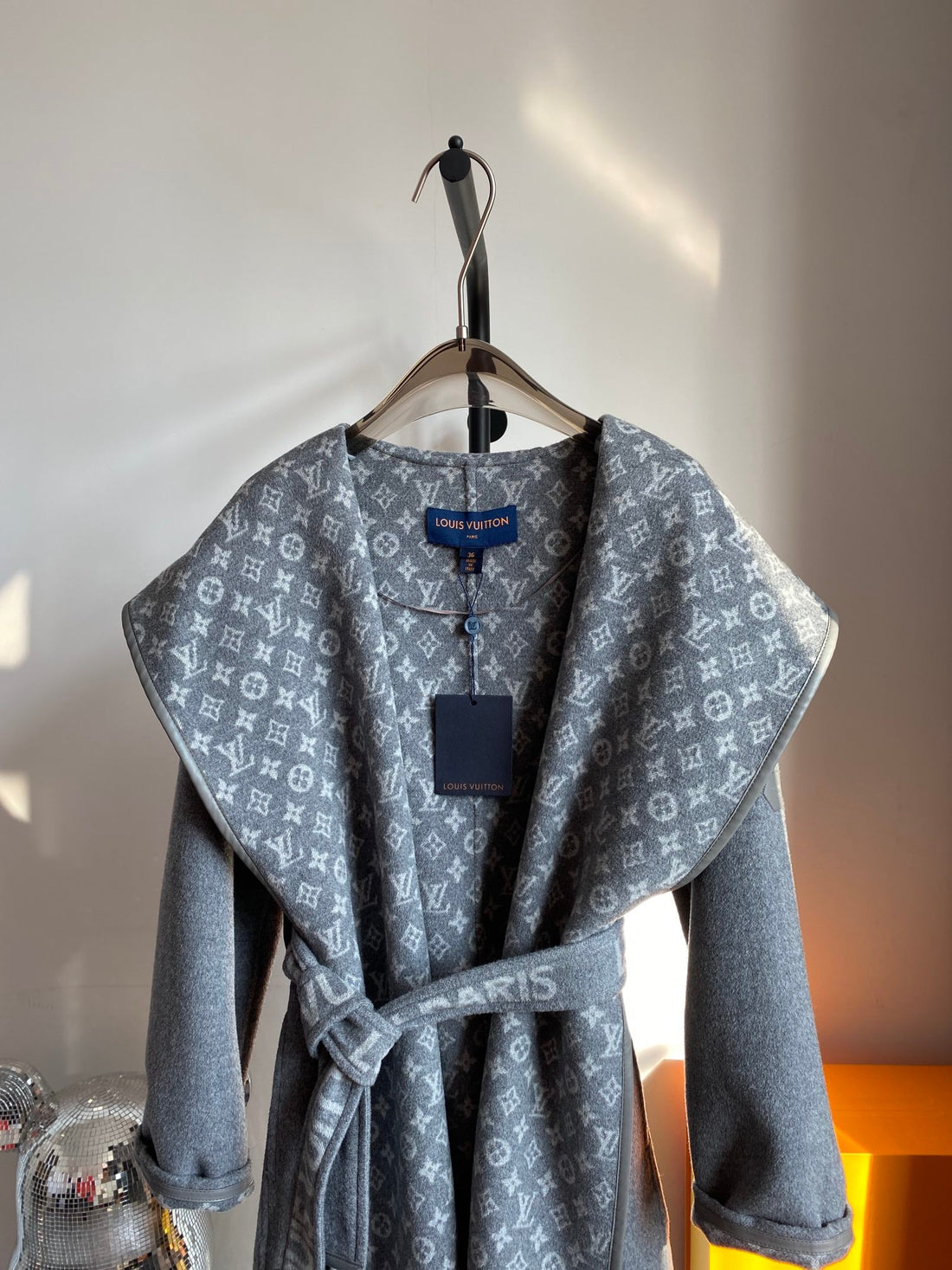 Luxury Louis Vuitton Wrap Coat 027