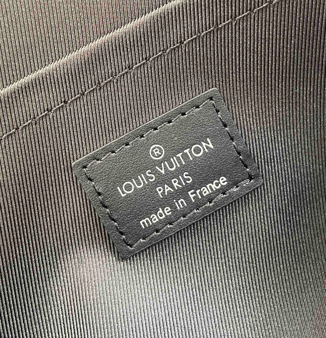 LV City Keepall Monogram Eclipse/Monogram Eclipse Reverse For Mtlm, Bags, Shoulder And Crossbody Bags 10.6in/27cm LV M45936