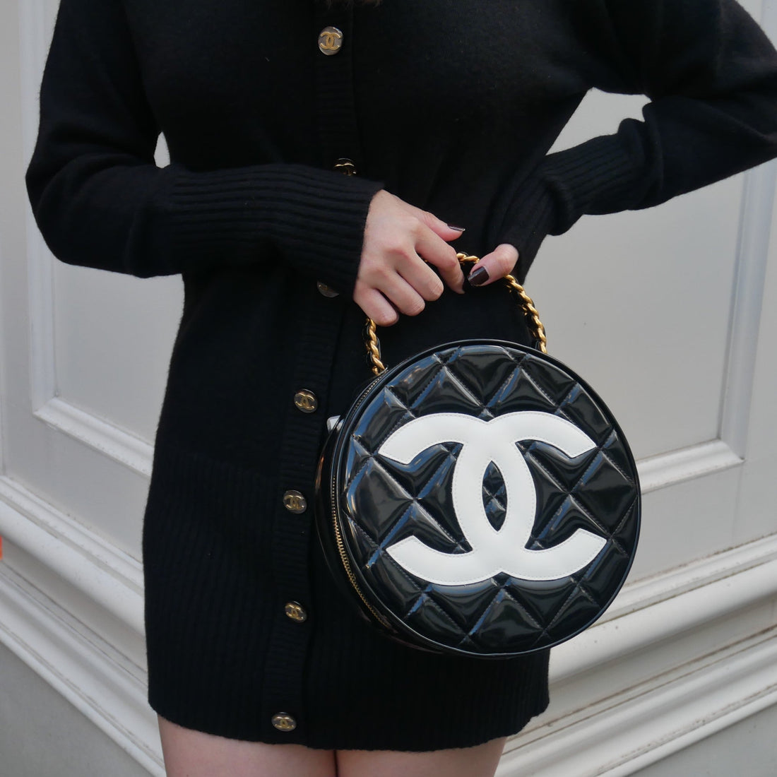 CHANEL 1995 Round Vanity Handbag 91966