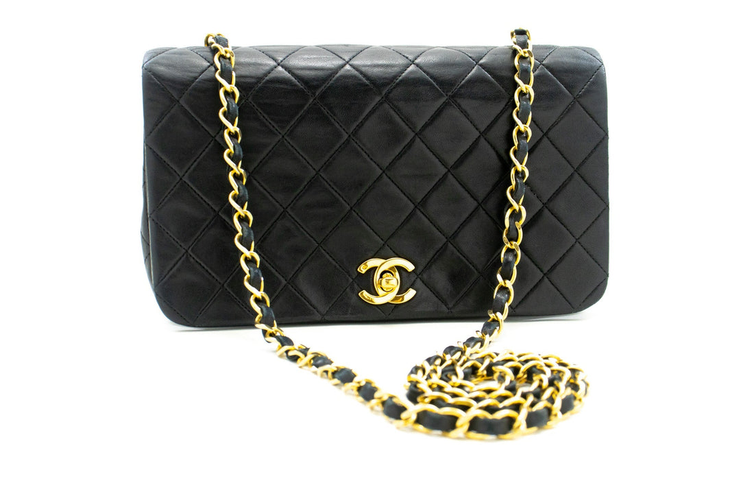 CHANEL Full Flap Chain Shoulder Bag Clutch Black Quilted Lambskin