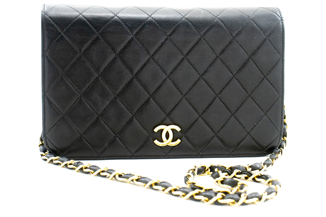 CHANEL Full Flap Chain Shoulder Bag Clutch Black Quilted Lambskin