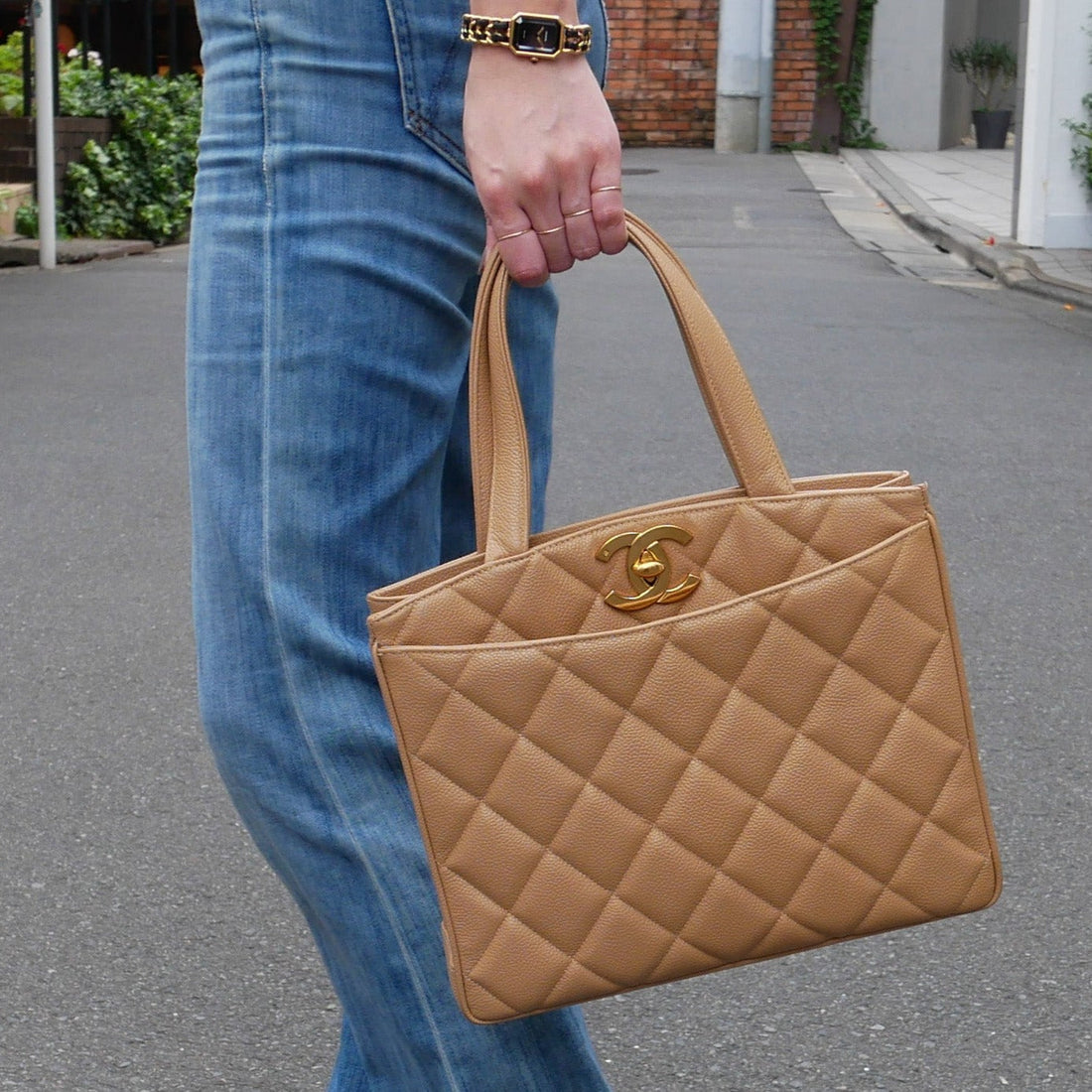 CHANEL 1994-1996 Beige Caviar Tote Bag 95198