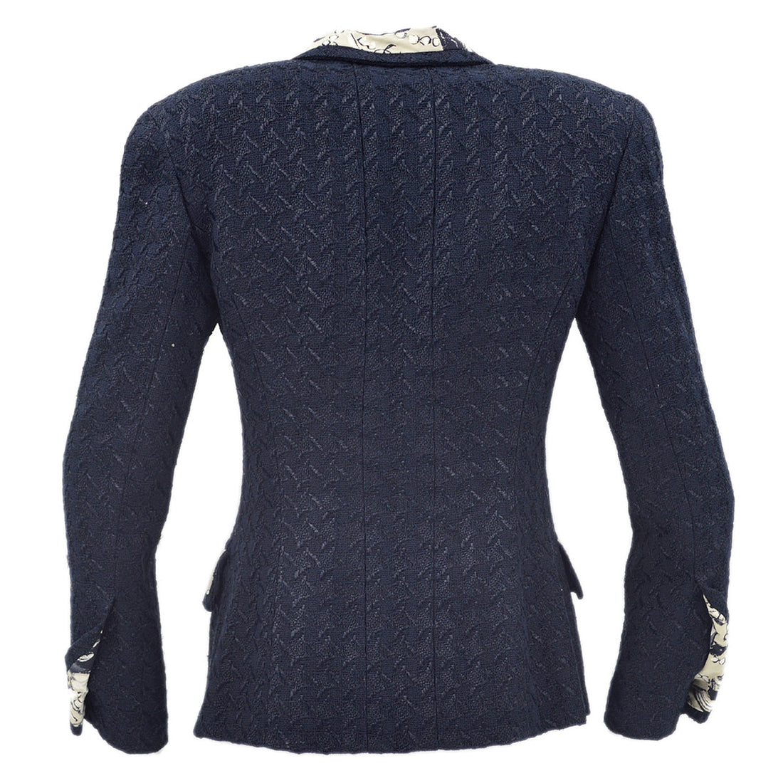 Chanel Spring 1993 boucle jacket #40