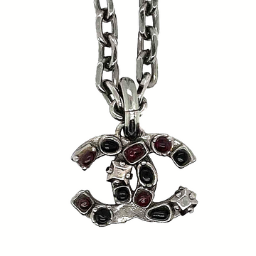 CHANEL - Gripoix CC Necklace - Red Stones - Silver Burgundy Logo Charm Chain