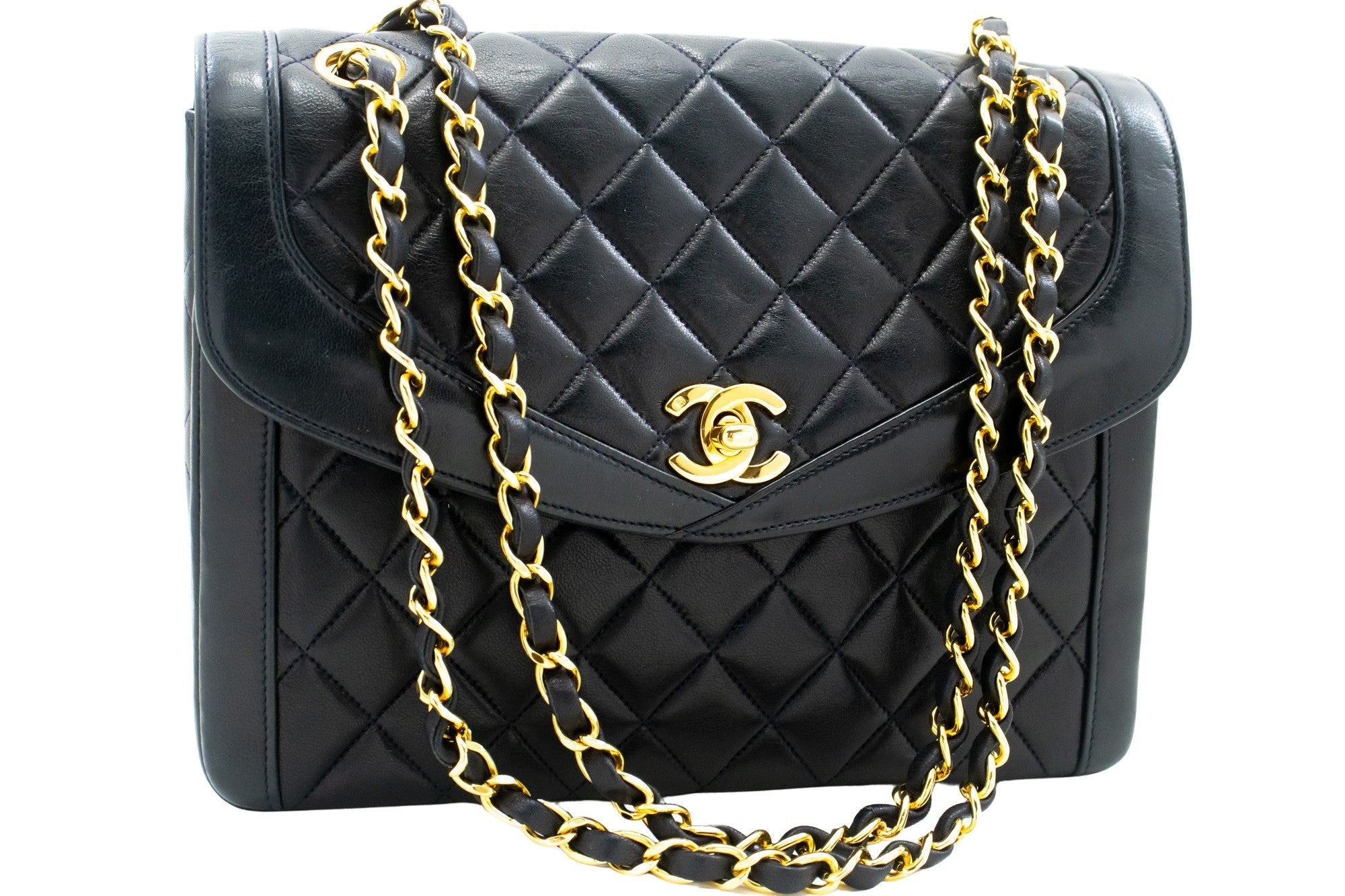 CHANEL Matelasse Shoulder Bag