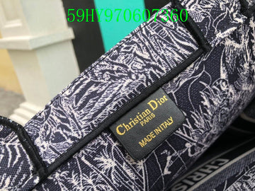 Christian Dior Bags Bags - The Tote   033