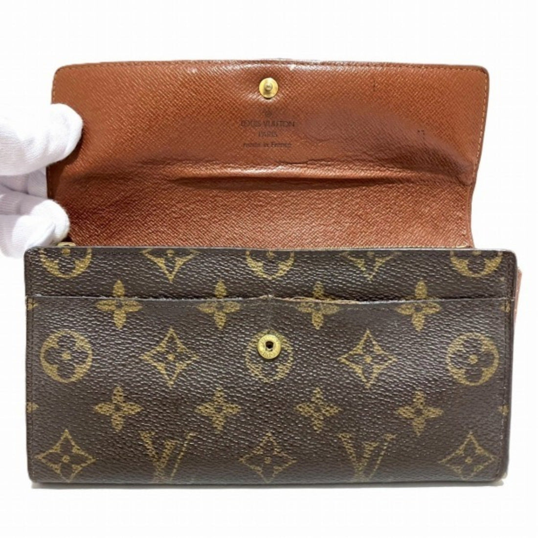 Louis Vuitton Monogram  Monogram Long Wallet (Bi-Fold)