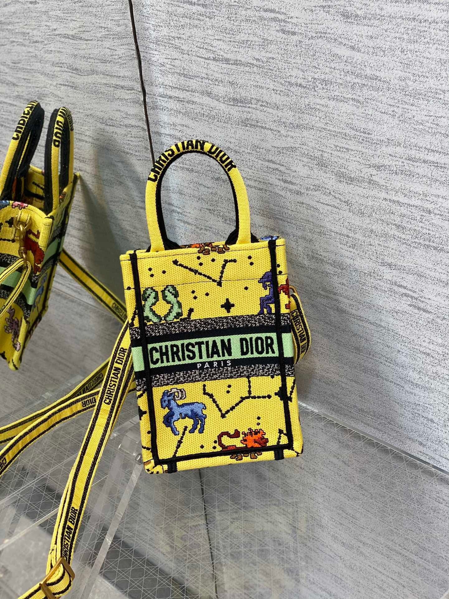 DI Mimi Book Tote Phone Bag White, For Womtlm, Womtlm’s Handbags 7in/18cm CD S5555CRTY_M941