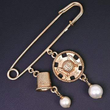 ?Suale  OFF?Chanel CHANEL Brooch Coco G    Pearl  18.4g  ?Supersale?Chanel CHANEL Brochure   and Purchase
