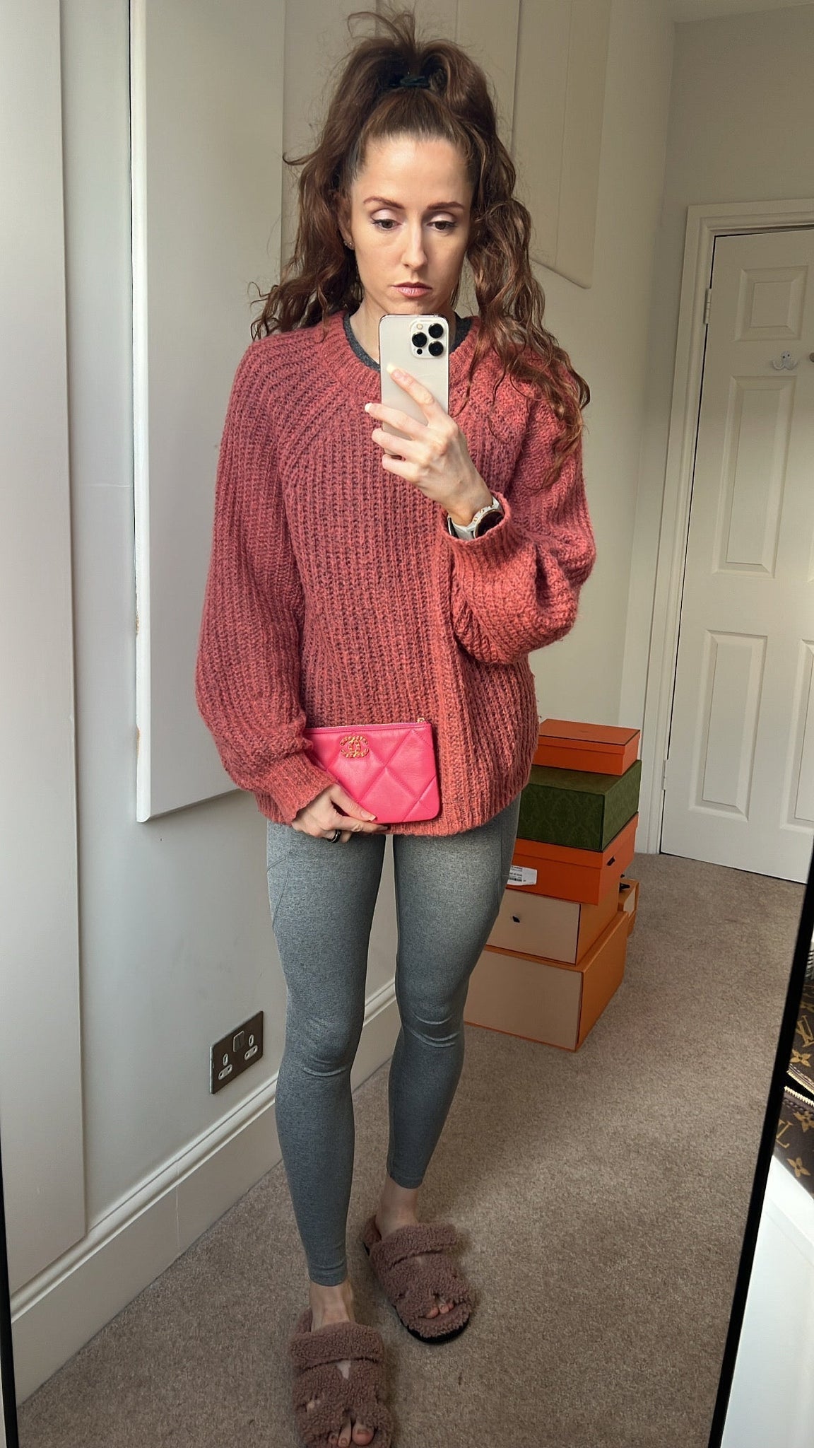 Chanel 19 Pink Small Ocase