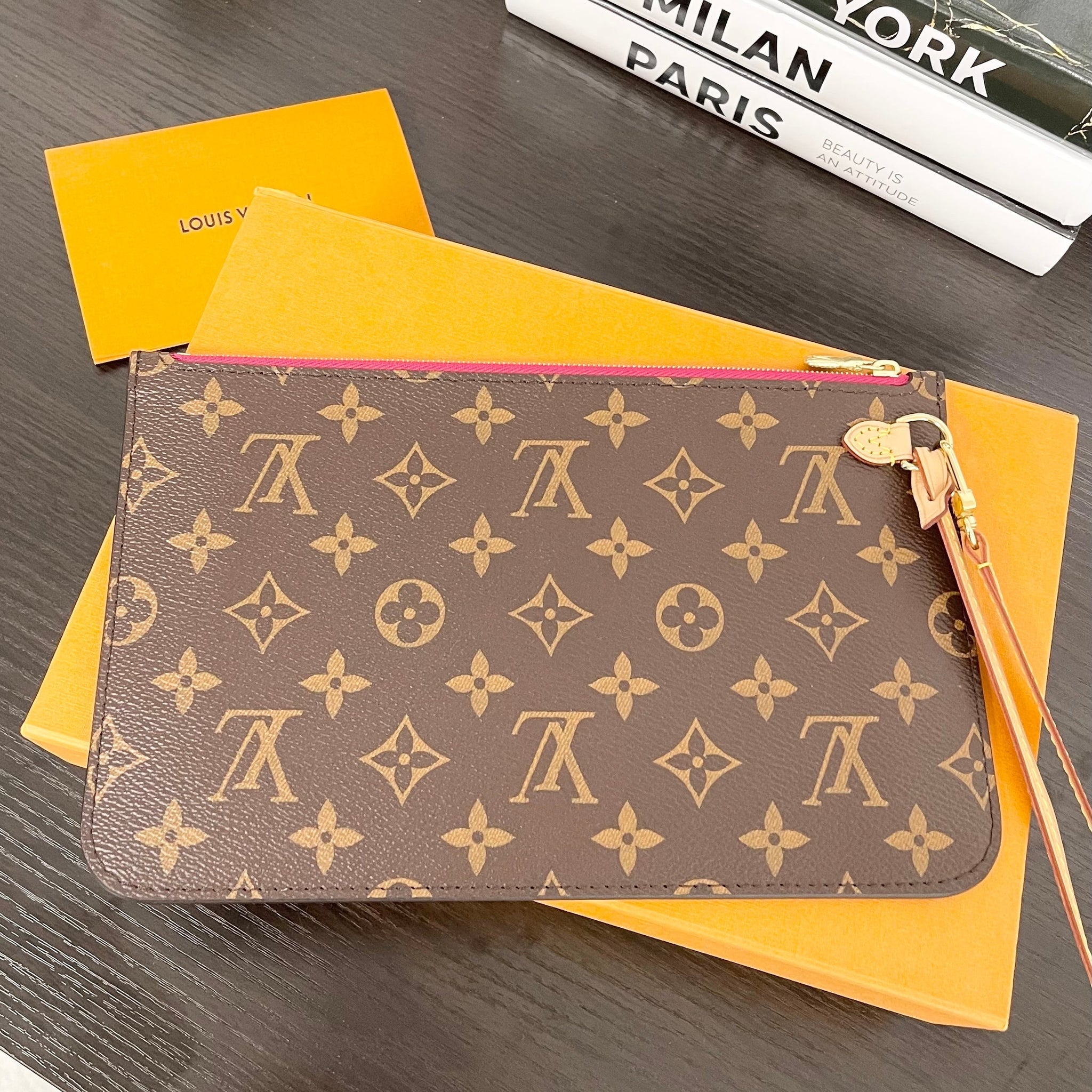 LOUIS VUITTON 2022 Monogram Neverfull MM Pochette Wristlet Pouch in Pivoine Pink