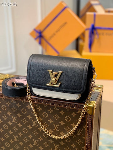 LV Lockme Ttlmder Bag Black For Womtlm, Womtlm’s Handbags, Shoulder And Crossbody Bags 7.5in/19cm LV M58557
