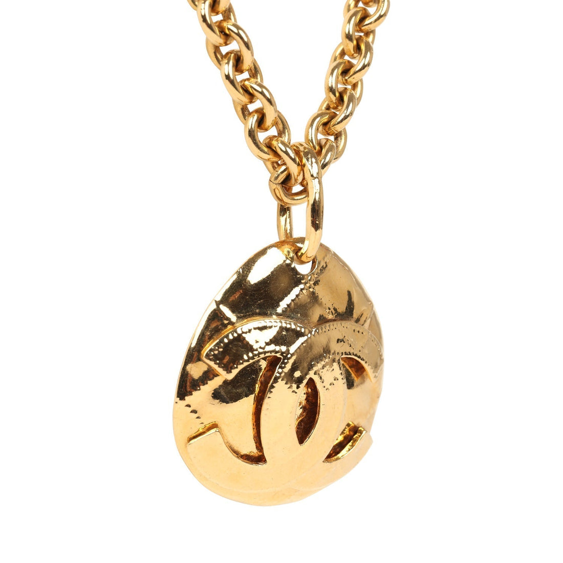Vintage Chanel 24K Gold Plated CC Quilted Oval Pendant Necklace