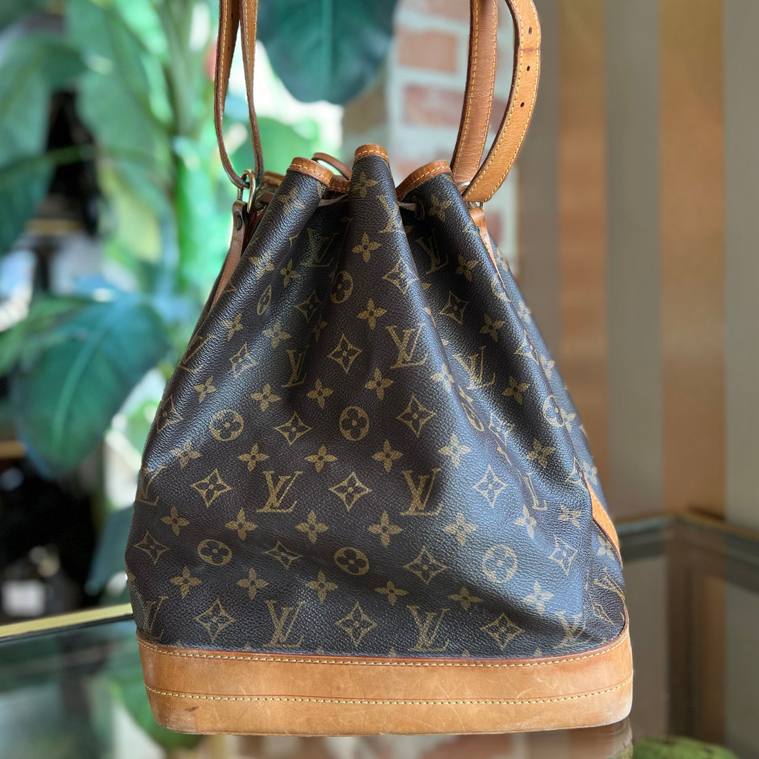 LOUIS VUITTON Noe Large Brown Monogram Canvas Bag