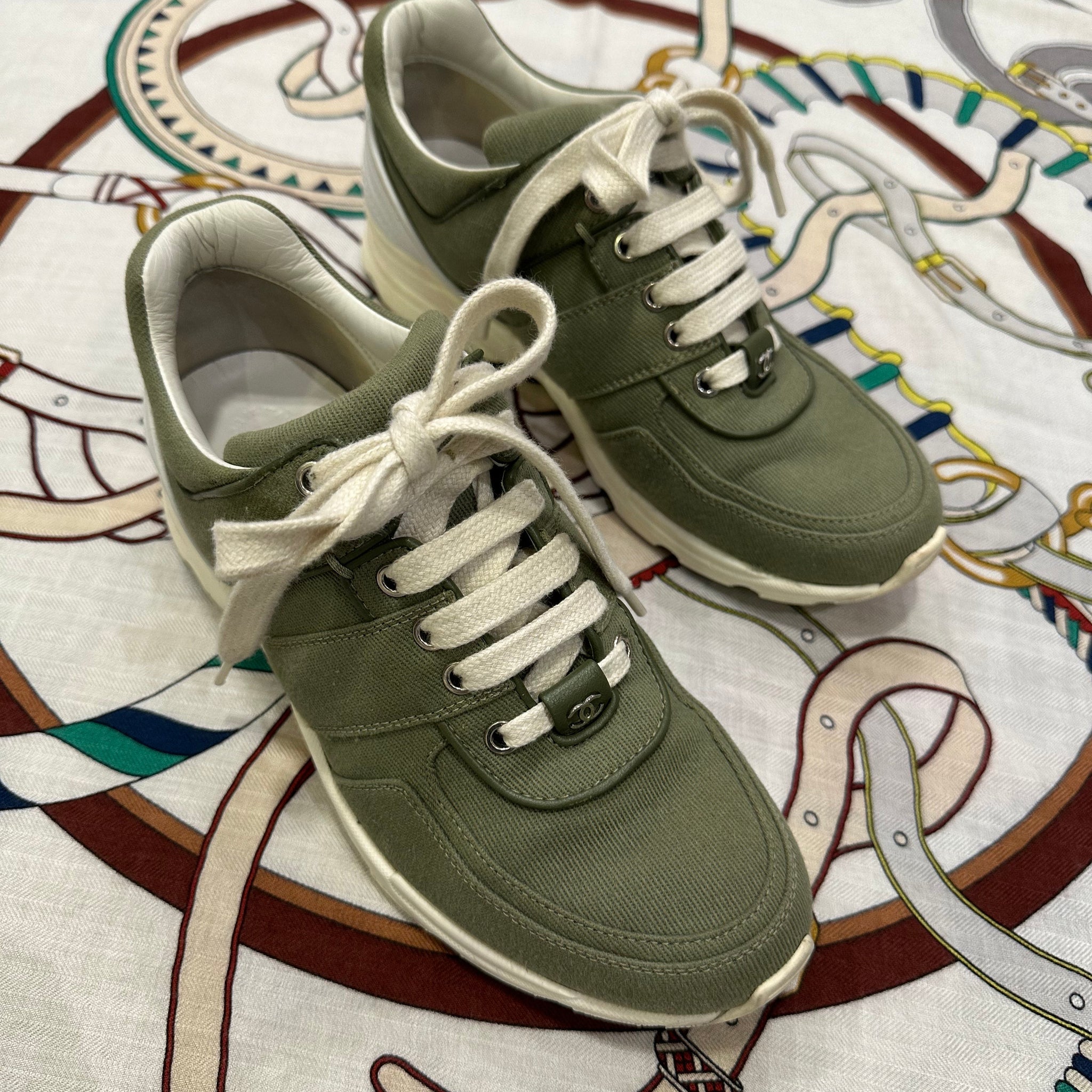 Chanel - Baskets 37,5