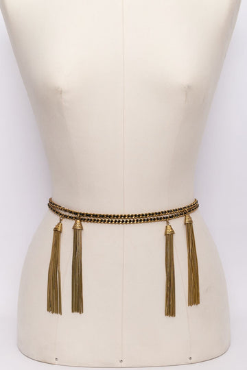 Long collier pompons Chanel Automne 1994