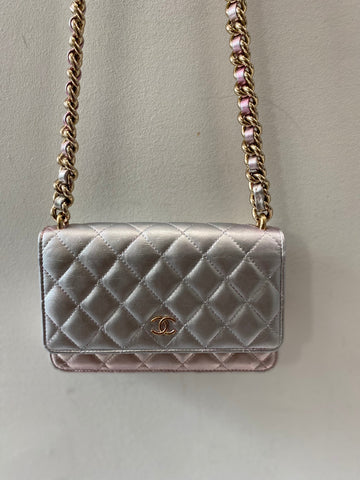 CHANEL SILVER & PINK METALLIC GRADIENT QUILTED LAMBSKIN WOC