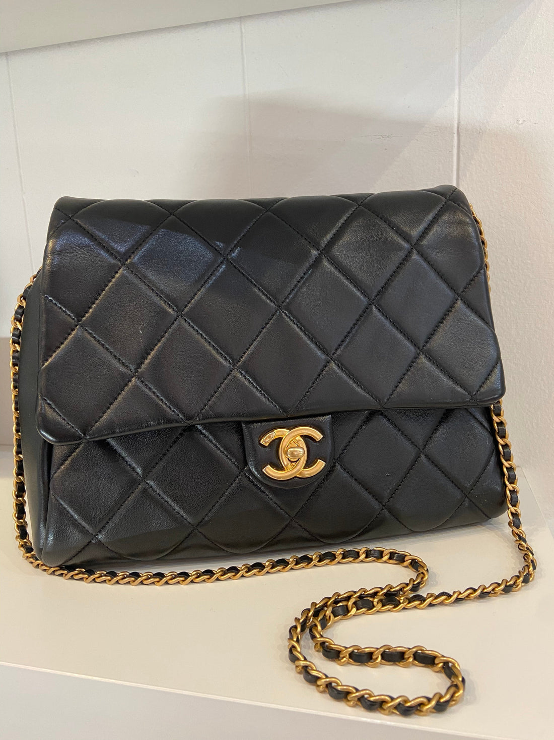 CHANEL QUILTED LAMBSKIN FLAP BAG