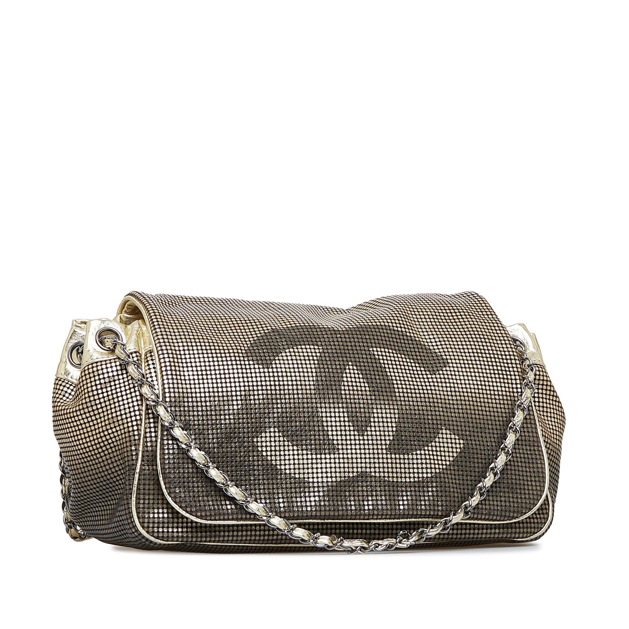 Chanel Hollywood Accordion Shoulder Bag (SHG-uatt1Z)