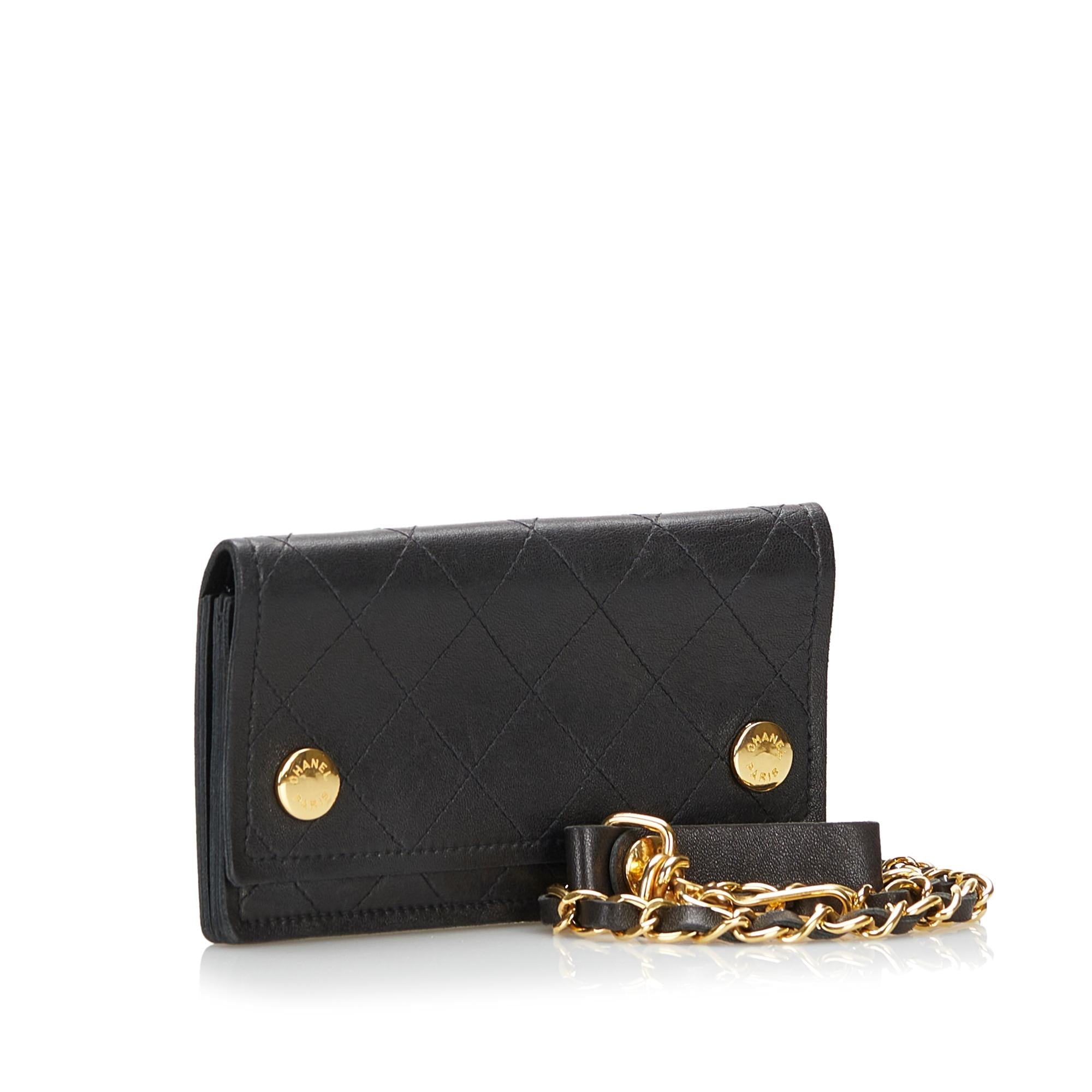 Chanel Quilted Leather Chain Wallet (SHG-36957)
