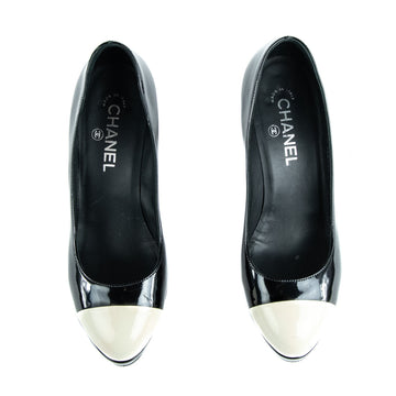 Chanel Black & White Patent Cap Toe Platform Pumps Size US 8.5 | EU 38.5