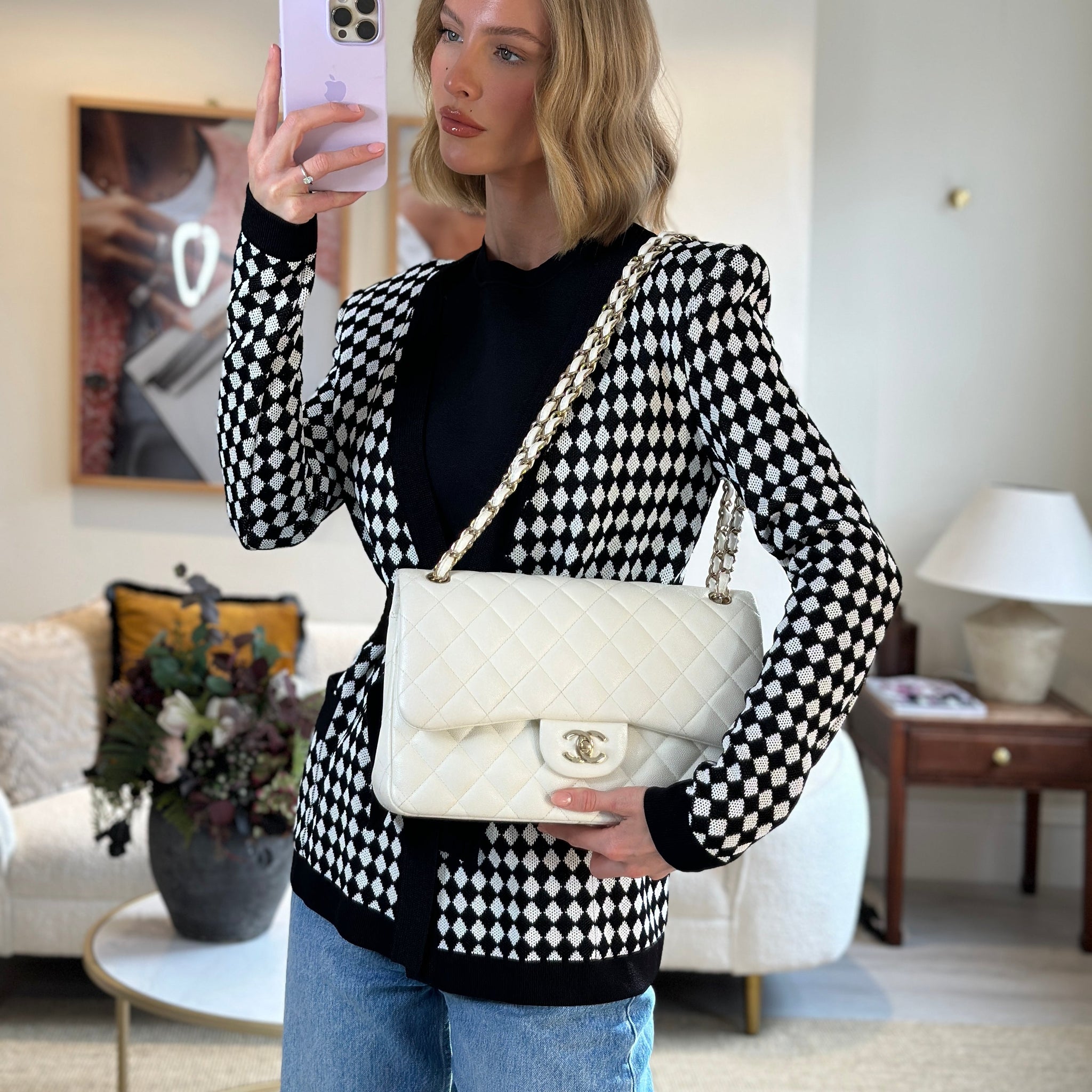 Chanel White Jumbo Classic Double Flap Bag in Shiny Caviar Leather with Champagne Gold Hardware RRP £9,240