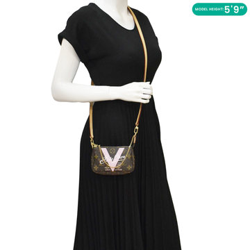 LOUIS VUITTON V Pochette Accessories Monogram Canvas Pouch Brown