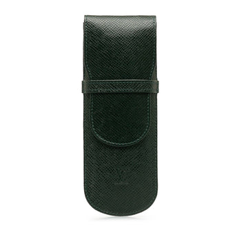 Green Louis Vuitton Taiga Etui Pen Case