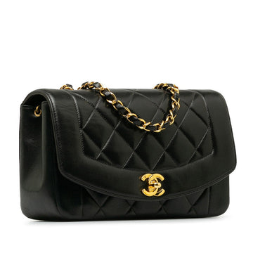 Chanel Diana Flap Shoulder Bag  Leather Shoulder Bag in Good condition