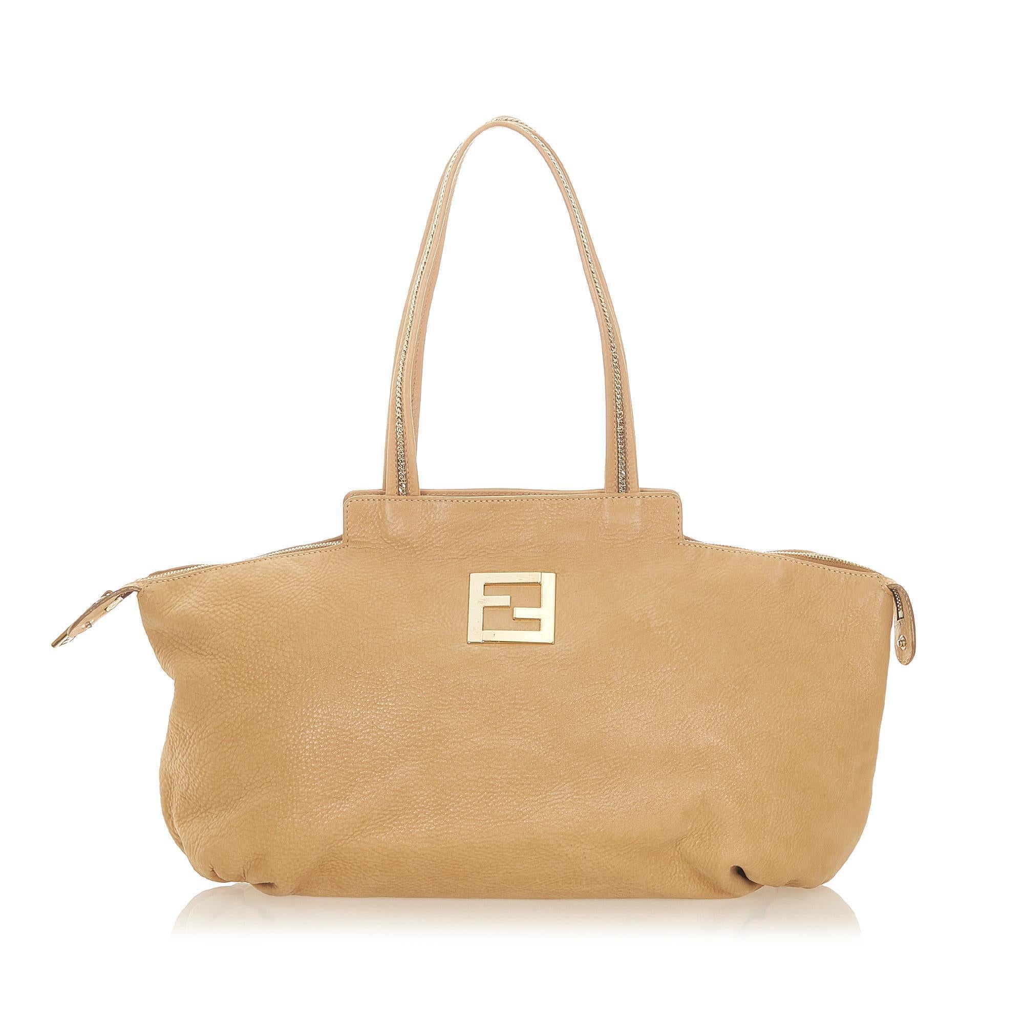 Fendi Chains Leather Tote Bag