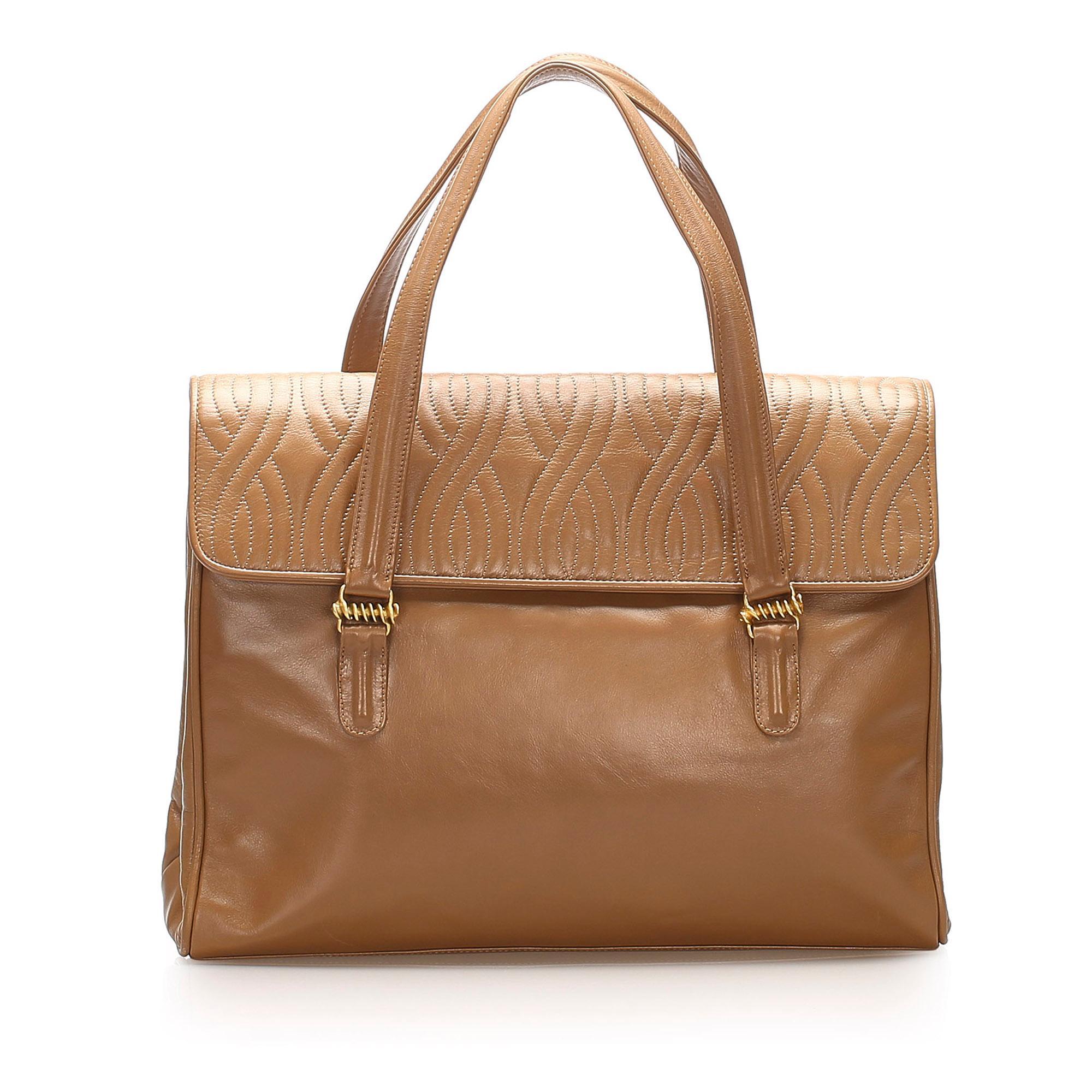 Fendi Quilted Leather Tote Bag (SHG-15890)