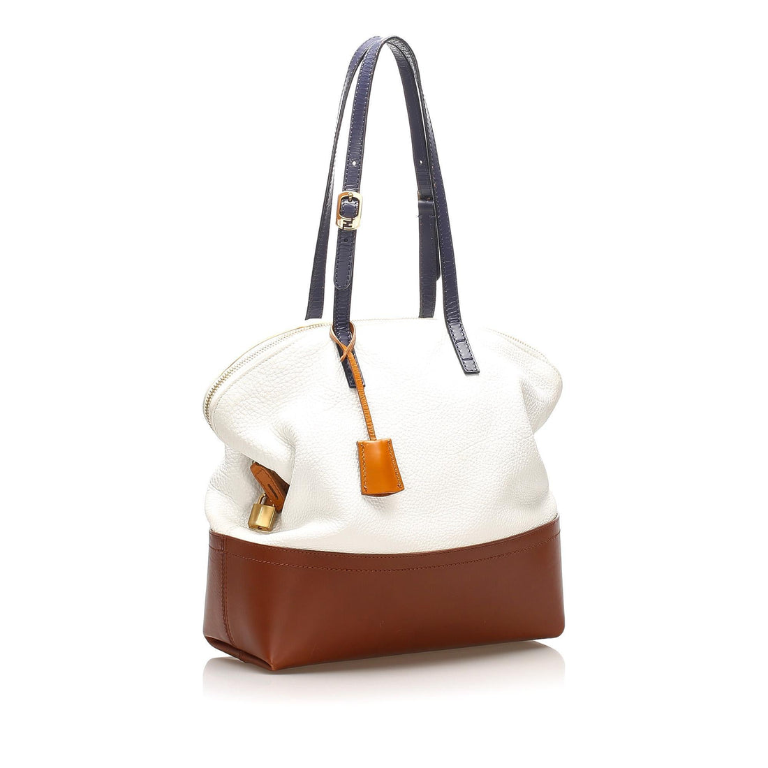 Fendi Selleria Leather Shoulder Bag (SHG-12395)