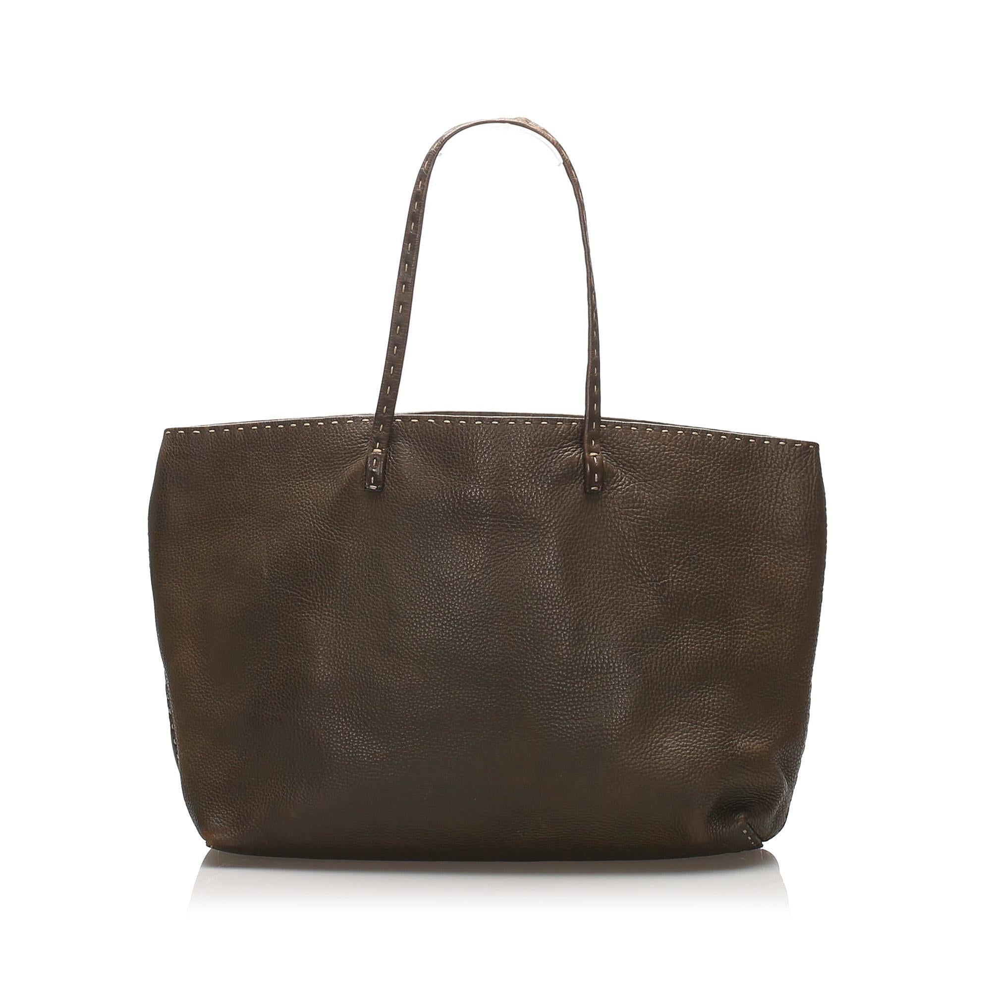 Fendi Selleria Leather Tote Bag (SHG-10982)