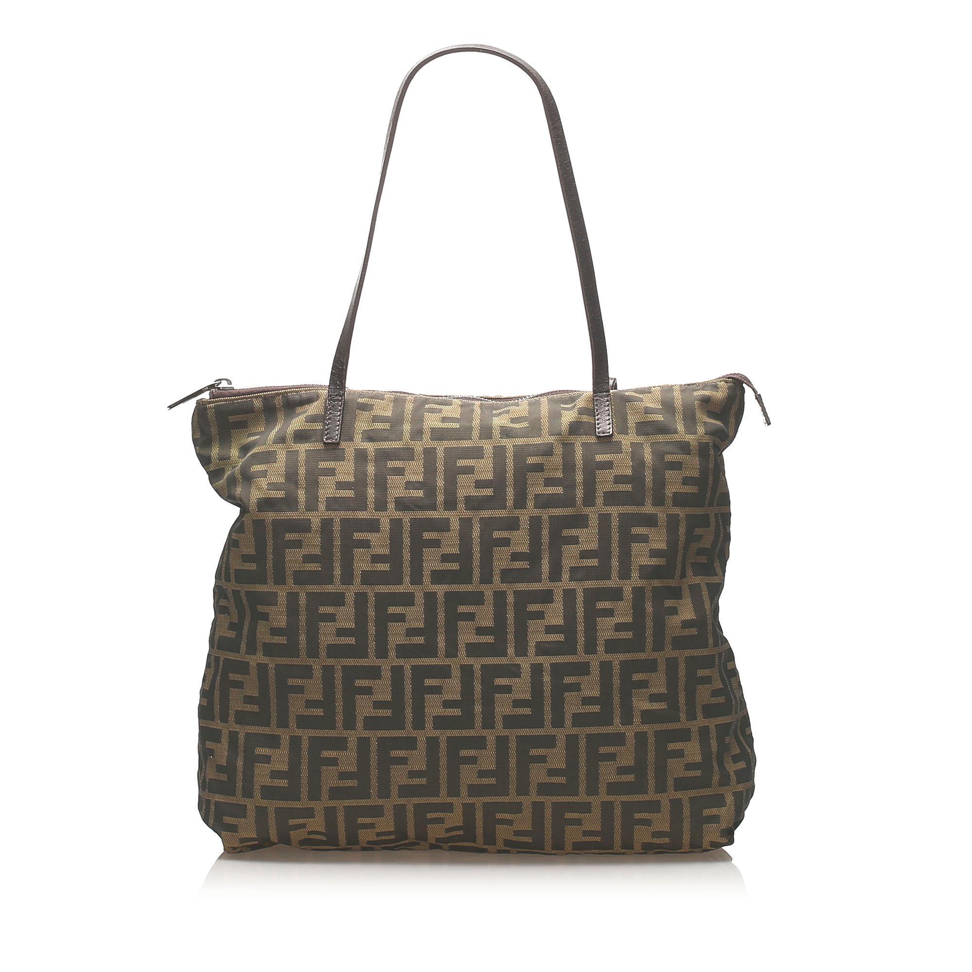 Fendi Zucca Canvas Shoulder Bag (SHG-13394)