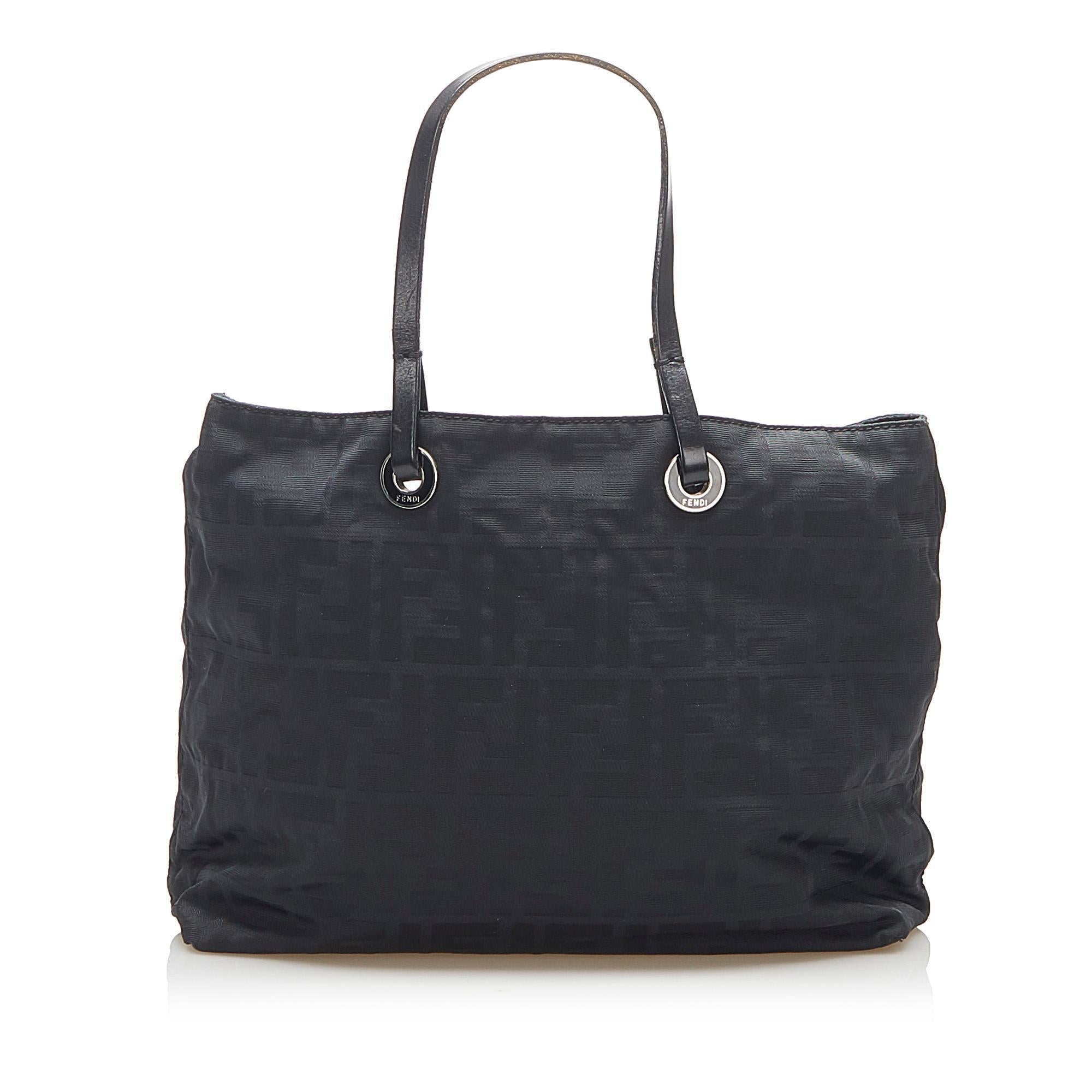 Fendi Zucca Canvas Tote Bag (SHG-17934)