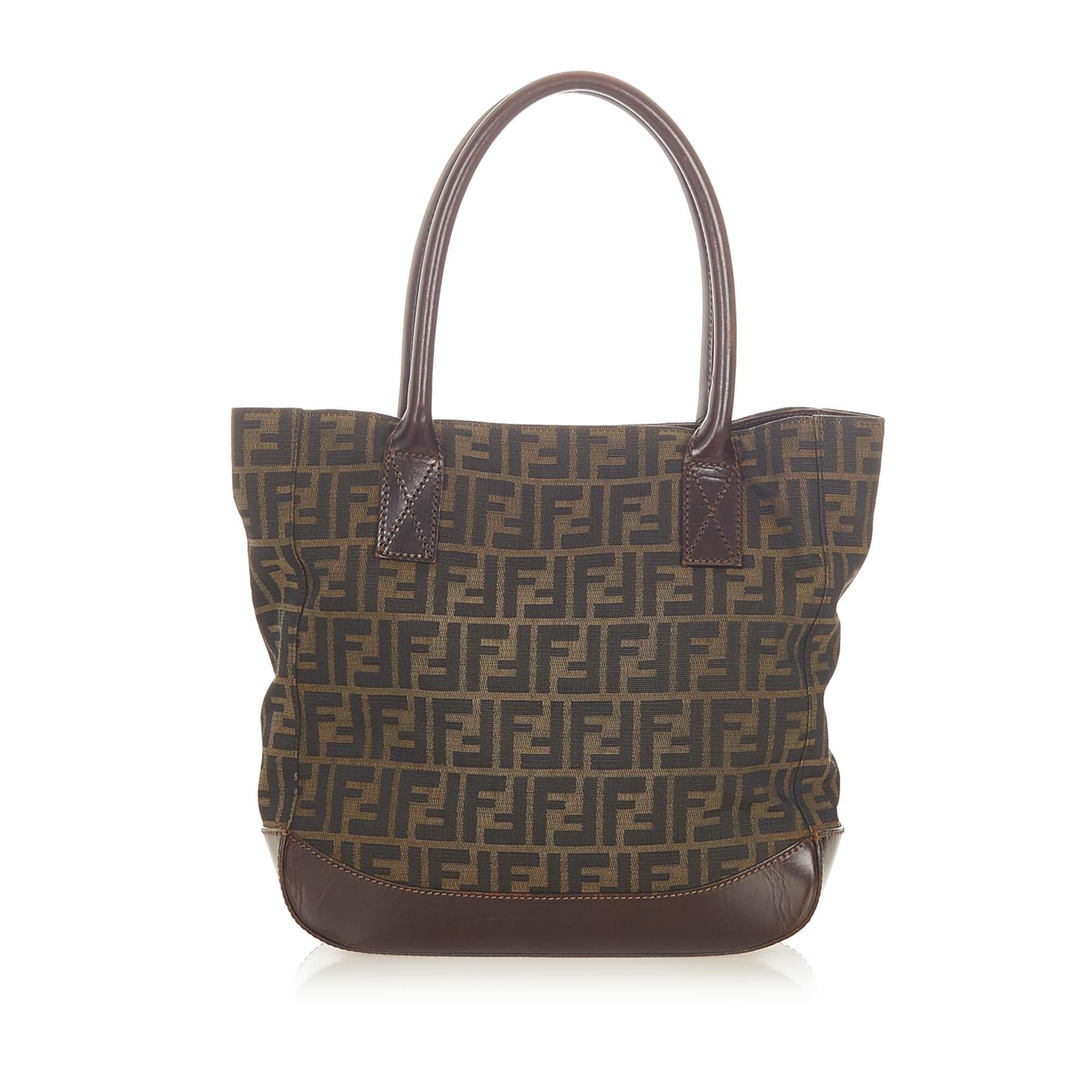 Fendi Zucca Canvas Tote Bag (SHG-19576)