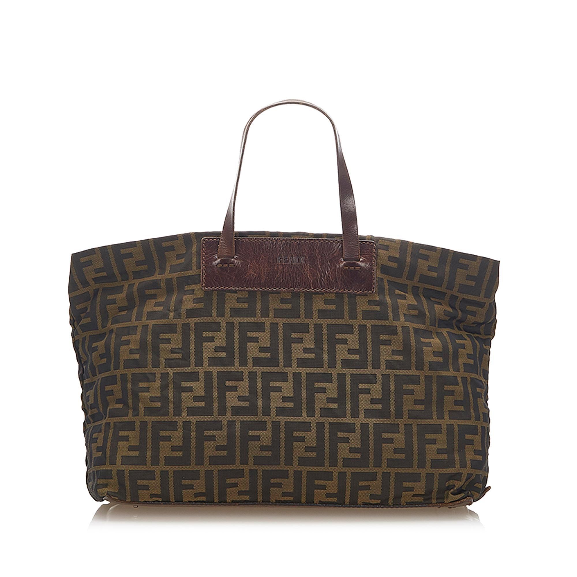 Fendi Zucca Canvas Tote (SHG-17535)