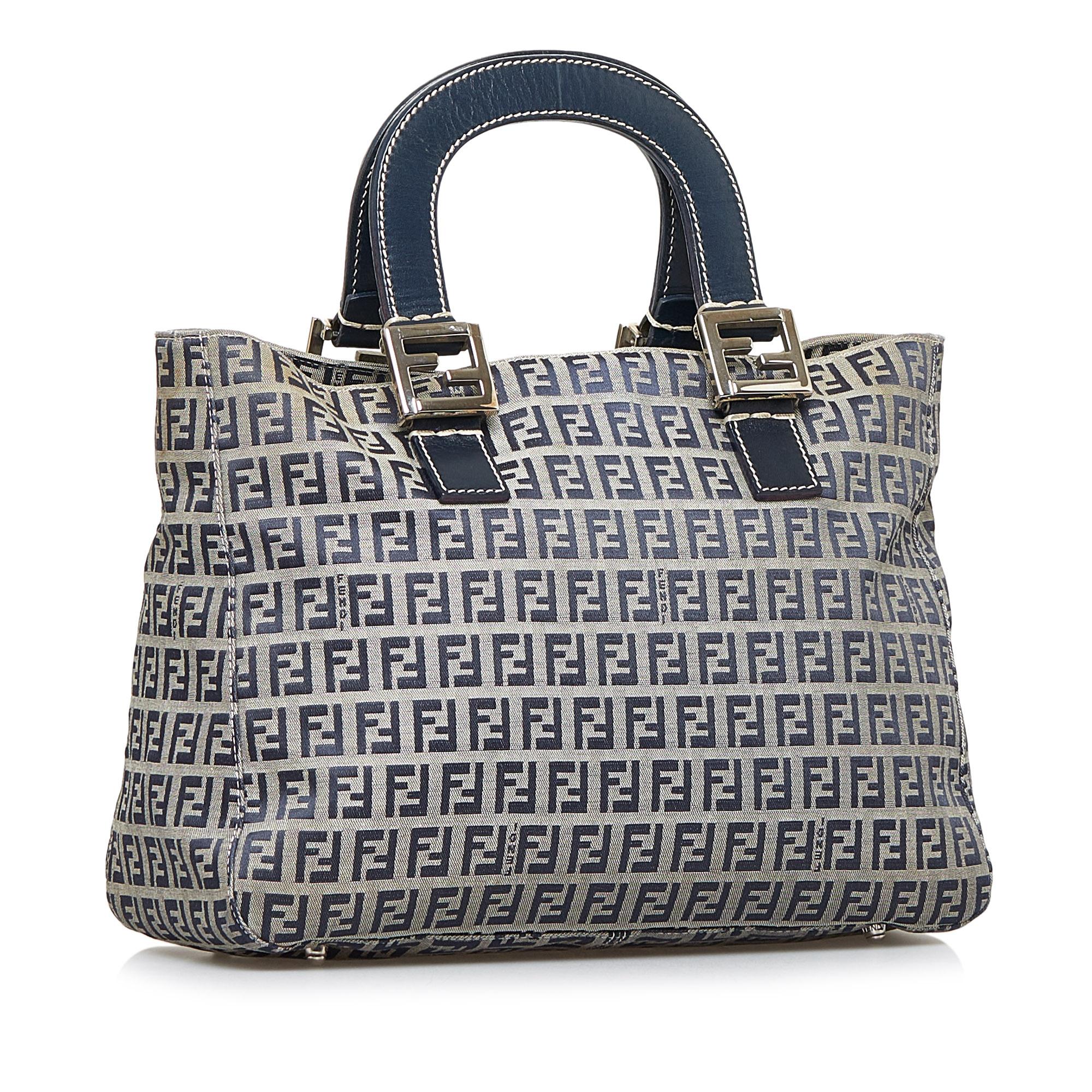 Fendi Zucchino Tote Bag (SHG-GWpfkv)