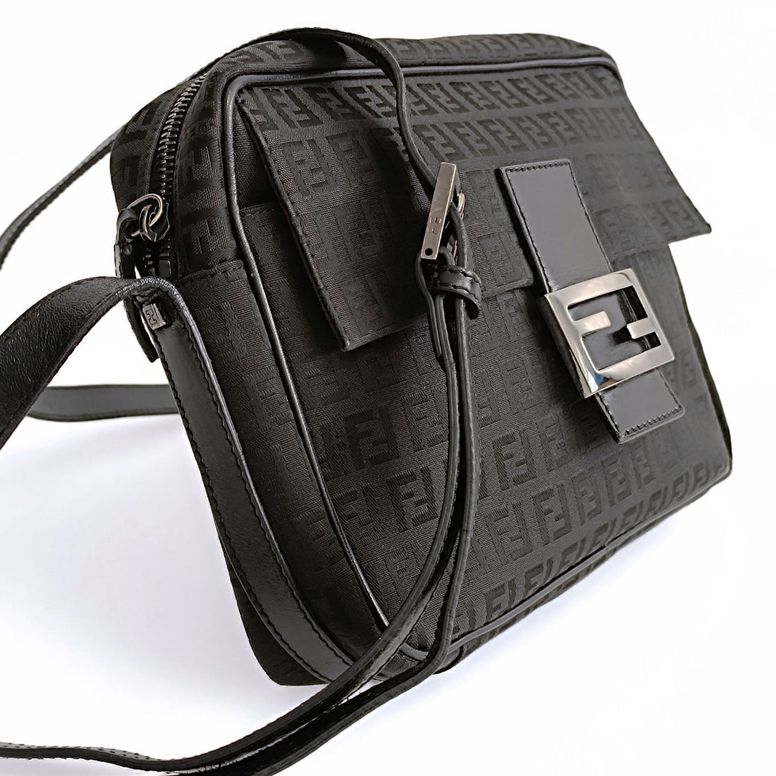 FENDI Camera shoulder bag in black Zucchino canvas