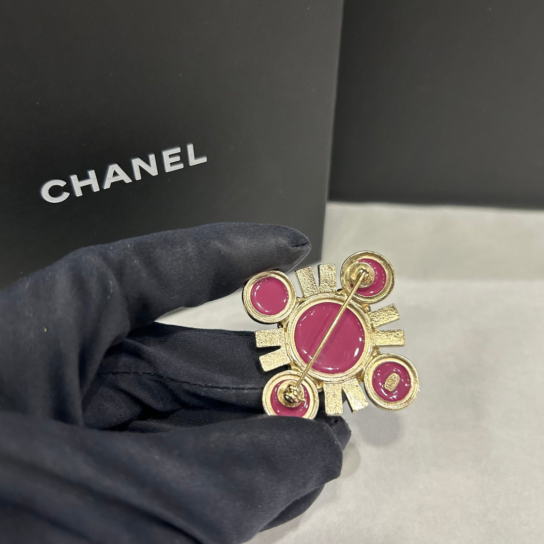 Chanel - Broche