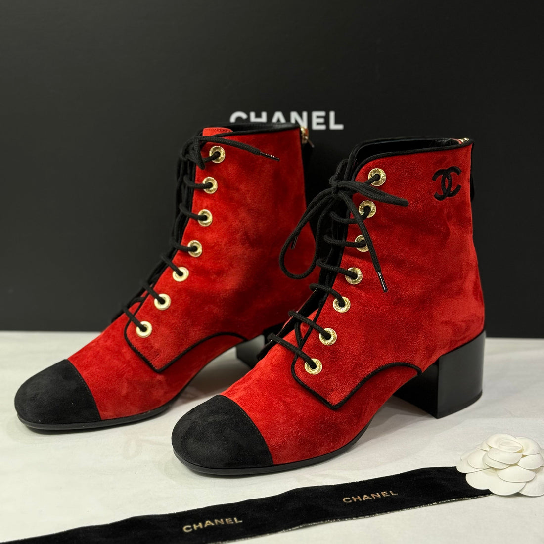 Chanel - Bottines T. 39