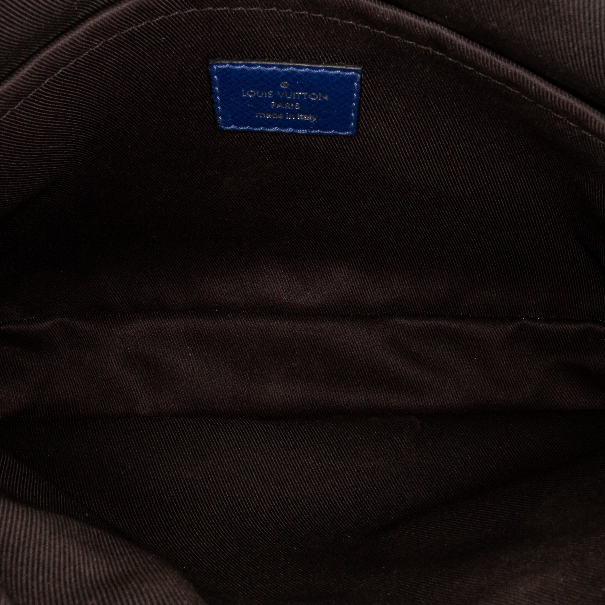 Blue Louis Vuitton Taiga Outdoor Messenger PM Crossbody Bag